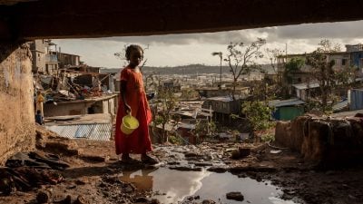 Wirbelsturm auf Mayotte: Frankreichs Präsident Macron verspricht schnellere Hilfen