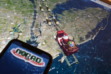 Nordamerikanische Luftraumüberwachung verfolgt Weihnachtsmann auf seiner Reise zu den Kindern