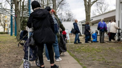 Tafeln müssen Lebensmittel rationieren