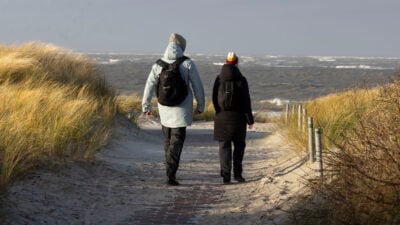 Stürmisches Wetter an Nordseeküste – Fähre verkehrt nicht