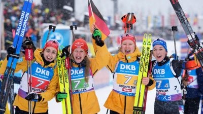 Biathletinnen begeistern: Staffel-Sieg im Weltcup