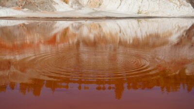 Was formte den Mars – heißes Wasser oder flüssiges CO2?