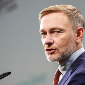 Debatte um „D-Day“-Papier: Lindner wendet sich an Bürger