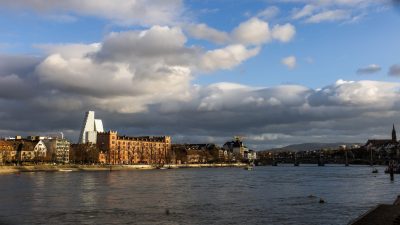 Viele Pendler müssen in Basel bald mehr fürs Parken zahlen