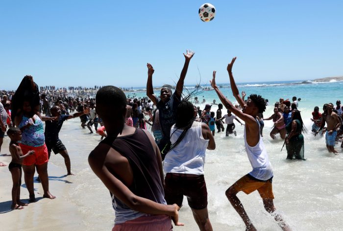 Sommer, Sonne, Spaß: An Neujahr ist in Südafrika Urlaubslaune angesagt (Archivbild).