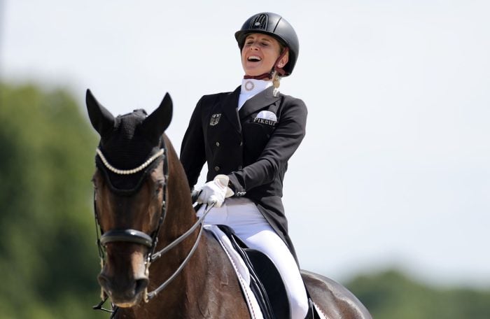 Dressurreiterin Jessica von Bredow-Werndl holte bei den Olympischen Spielen Gold im Einzelwettbewerb.