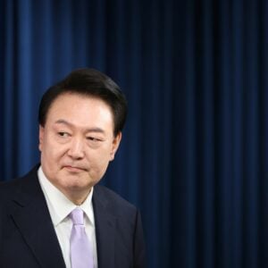 Südkorea: Präsident ruft Kriegsrecht aus – Parlament fordert ihn zur Aufhebung auf