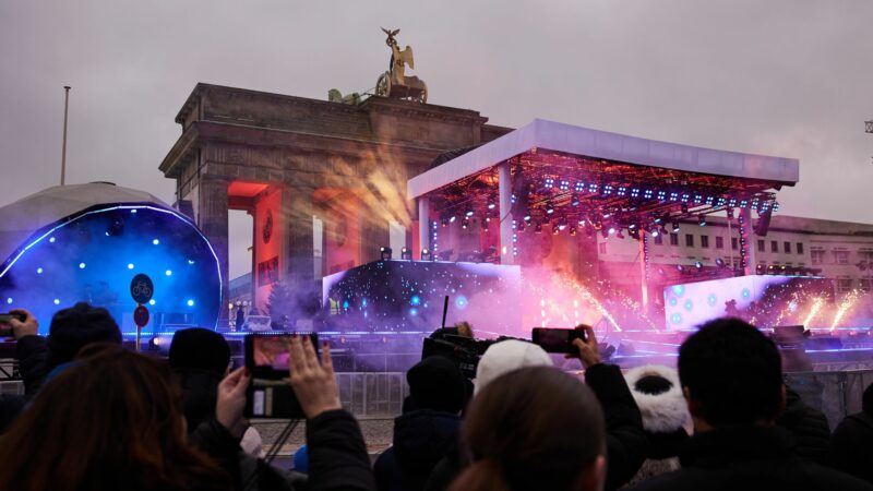 Ein Ausblick auf den Silvesterabend am Brandenburger Tor: Die Generalprobe am Vortag.