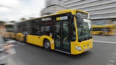 Bus- und Bahnbetreiber: Auf syrische Mitarbeiter angewiesen