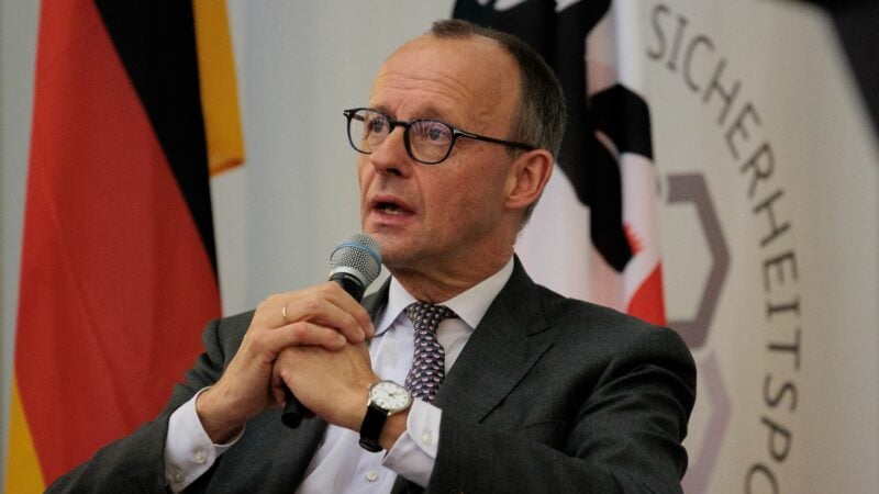 Friedrich Merz empört sich über Annalena Baerbock.