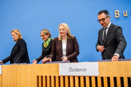 Bund und Länder verkünden Einigung auf Digitalpakt 2.0 für die Schulen