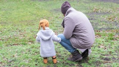 Studie: Elterngeld seit Einführung deutlich weniger wert