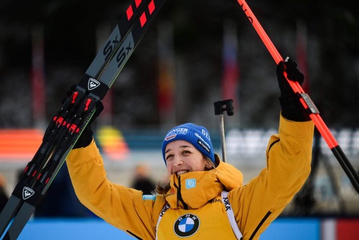 Franziska Preuß beendet das Biathlon-Jahr 2024 mehr als erfolgreich.