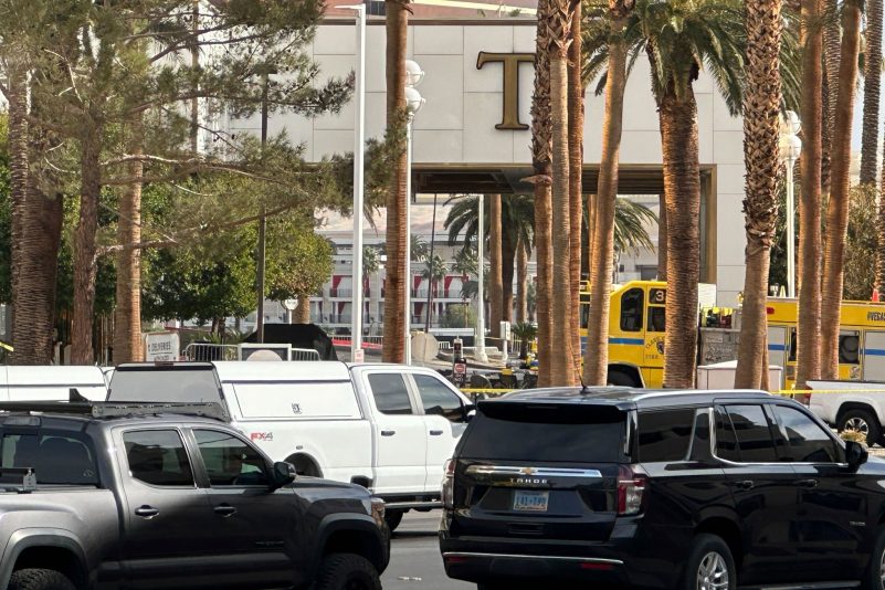 Vor dem Trump International Hotel in Las Vegas.
