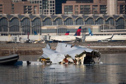 Flugzeugabsturz in Washington: Höhenmesser im Hubschrauber zeigte wohl falsche Höhe an
