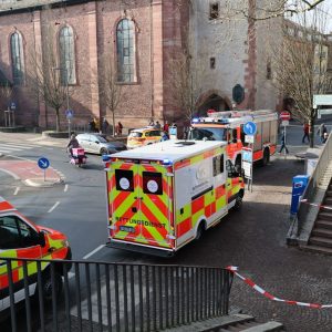 Messerattacke auf Kita-Gruppe in Aschaffenburg: Zwei Tote, mehrere Schwerverletzte