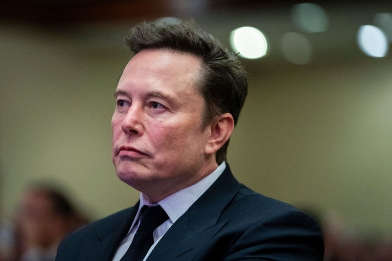 Tesla-Chef Musk leistete Ermittlungshilfe - und bekam dafür ein Lob von der Polizei. (Archivbild)
