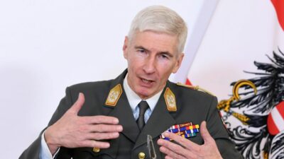 Oberster EU-General: Beteiligung an Ukraine-Friedenstruppe ist denkbar