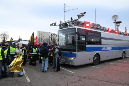 Protestbus „Adenauer SRP+“ von Behörden außer Betrieb gesetzt