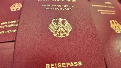 Kein deutscher Pass, kein Einlass – Rostocker Nachtclub-Regel sorgt für Wirbel