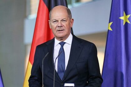 Gegen Baerbock und Pistorius: Scholz soll neue Militärhilfe für die Ukraine blockiert haben
