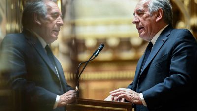 Frankreichs Premier Bayrou übersteht erste Misstrauensabstimmung