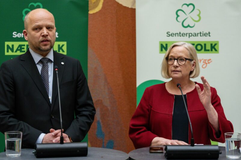 Die Zentrumspartei um Finanzminister Trygve Slagsvold Vedum (links) schert aus der Regierung aus.