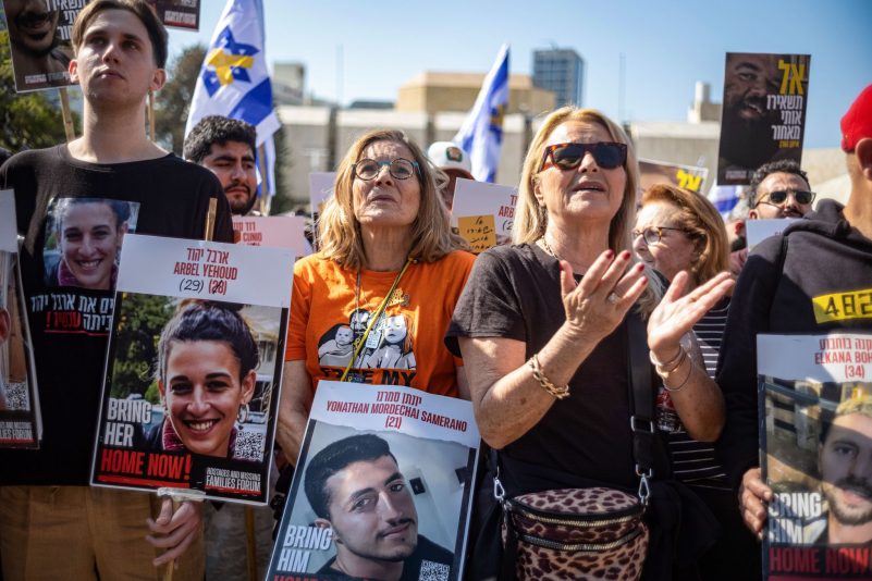 Derzeit werden israelischen Angaben zufolge noch 82 Geiseln im Gazastreifen festgehalten.