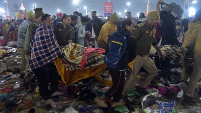 30 Tote und 90 Verletzte durch Panik bei Hindu-Fest in Indien