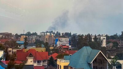 Rauch steigt über der Provinzhauptstadt Goma auf. (Archivbild)