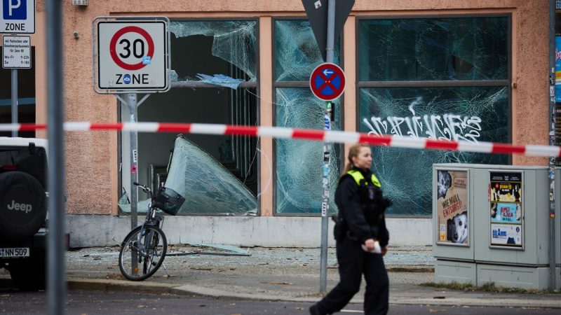 Der Einsatz von Kugelbomben verursachte Schäden und besorgt viele Menschen.