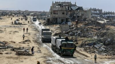 Die Menschen im zerstörten Gazastreifen sind weiter auf humanitäre Hilfe angewiesen. (Archivbild)