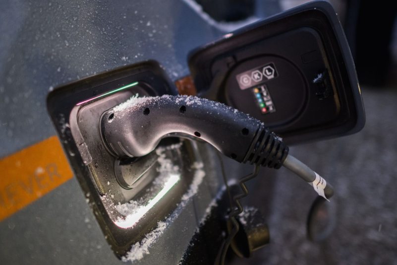 Die Preise fürs Laden eines E-Autos können je nach Anbieter stark variieren (Symbolbild)