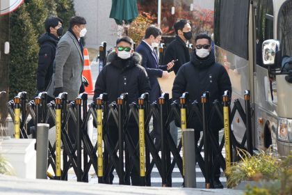 Sicherheitsleute von suspendierten Präsident Südkoreas verpassen Vorladung