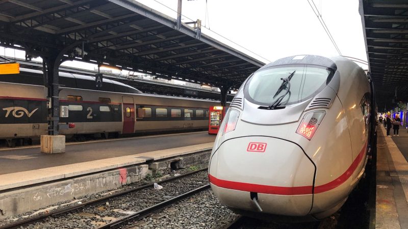 Der Bahnverkehr zwischen Deutschland und Frankreich soll ausgebaut werden. (Archivbild)