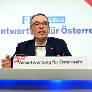 „Österreich verdient eine ehrliche Regierung“: Kickl strebt zügige Gespräche mit der ÖVP an