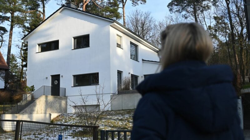 Frau W. kämpft mit ihrer Familie um ihr Zuhause.