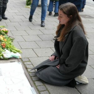 München-Augenzeugin: „Nachdem das Auto in die Menge raste, ertönte ein Schuss“