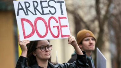 Trump lobt DOGE-Dividende: 5.000 US-Dollar für jeden Steuerzahler möglich