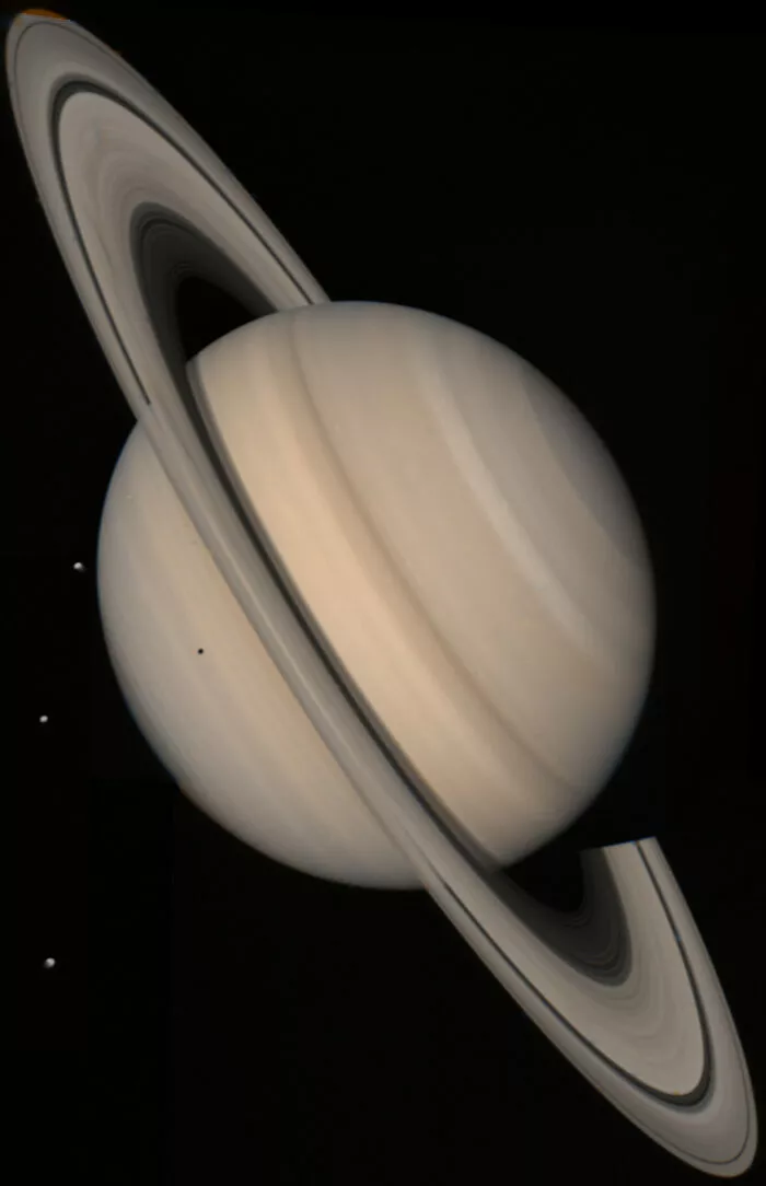 Voyager 2-Aufnahme vom Saturn