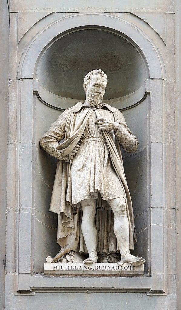 Statue von Michelangelo