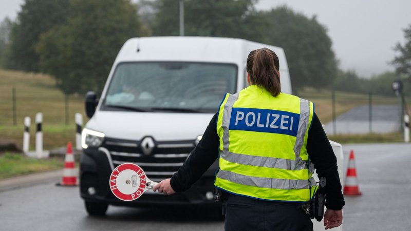 140 Tage nach Start der Grenzkontrollen an allen deutschen Grenzen zieht die Bundespolizei Bilanz. (Archivbild)