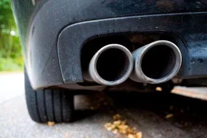 Unveröffentlichtes Dokument: EU-Kommission rückt von Verbrenner-Aus ab