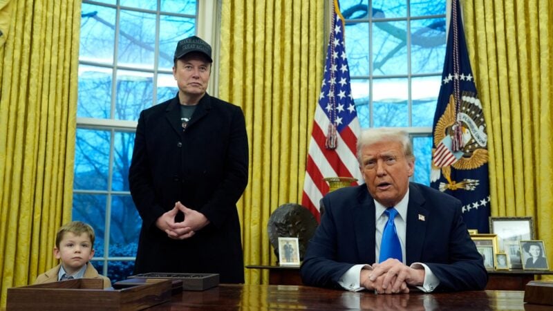 Trump mit Elon Musk und dessen Sohn X Æ A-Xii im Oval Office des Weißen Hauses.