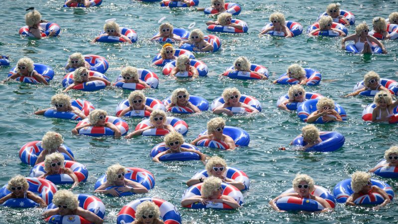 Schwimmen für den guten Zweck.