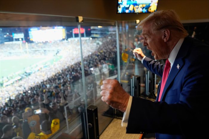 Als erster amtierender Präsident kommt Donald Trump zu einem Super Bowl.