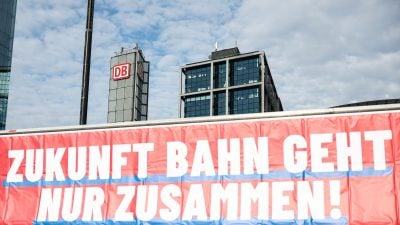 Bahn und EVG verhandeln bereits seit mehreren Tagen.