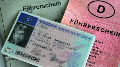 Bis ein digitaler Führerschein kommt, könnte es noch dauern (Archivbild).