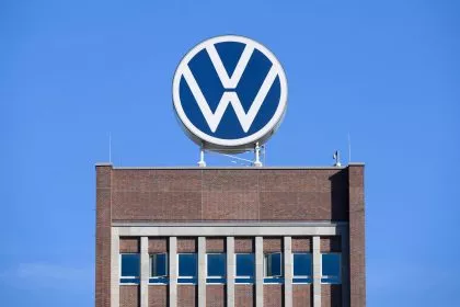 Volkswagen und Bosch wollen automatisiertes Fahren ab 2026 verfügbar machen