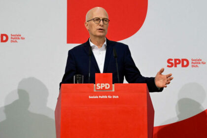 Hamburg: SPD-Politiker Tschentscher als erster Bürgermeister wieder gewählt